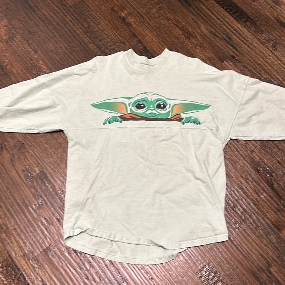 Disney Star Wars the Mandalorian Spirit Jersey in M